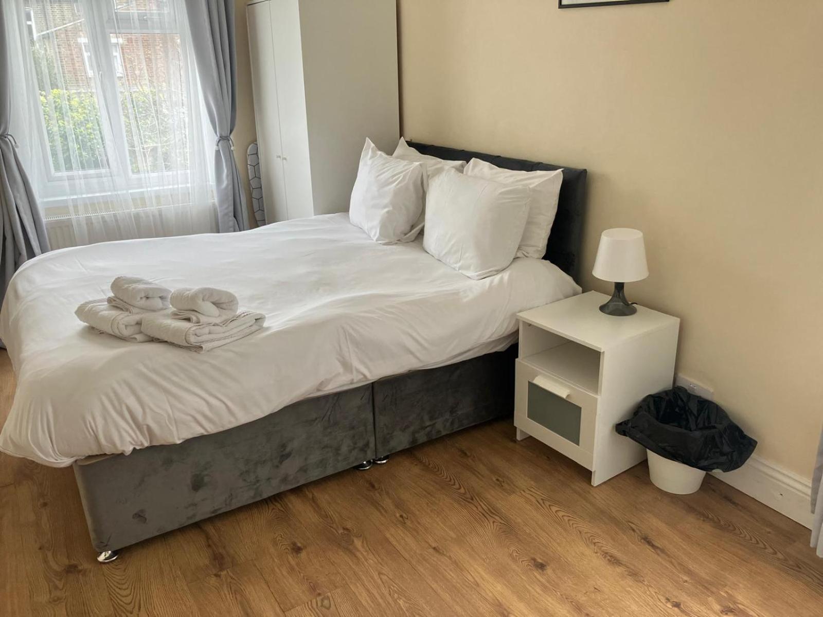 Specious Studio Flats Londres Extérieur photo
